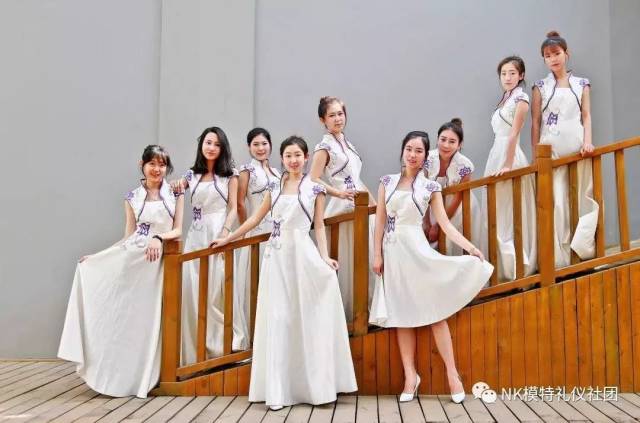 模特礼仪服务